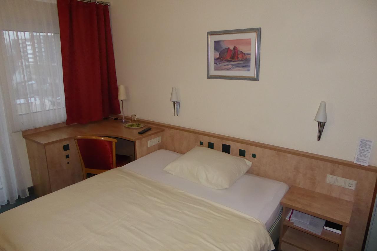 Hotel Ring Park Buchen  Dış mekan fotoğraf