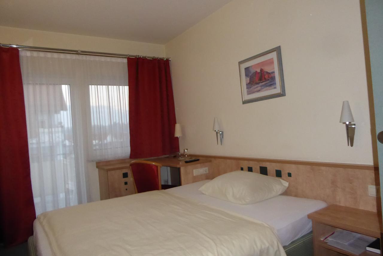 Hotel Ring Park Buchen  Dış mekan fotoğraf