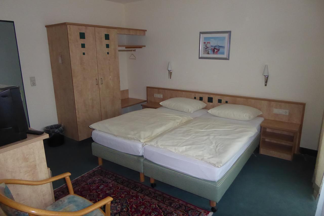 Hotel Ring Park Buchen  Dış mekan fotoğraf