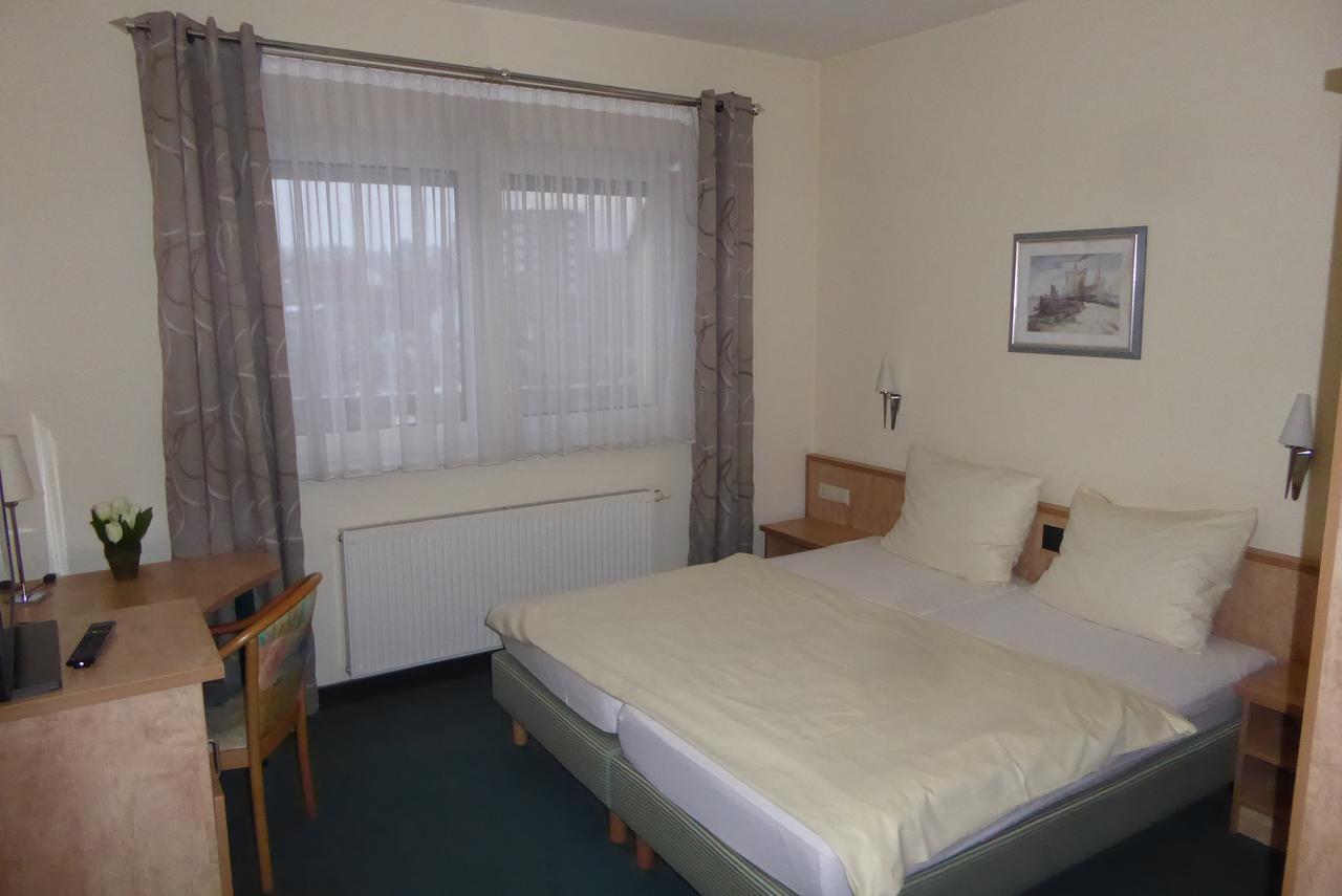 Hotel Ring Park Buchen  Dış mekan fotoğraf