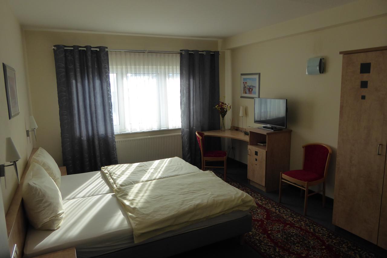Hotel Ring Park Buchen  Dış mekan fotoğraf