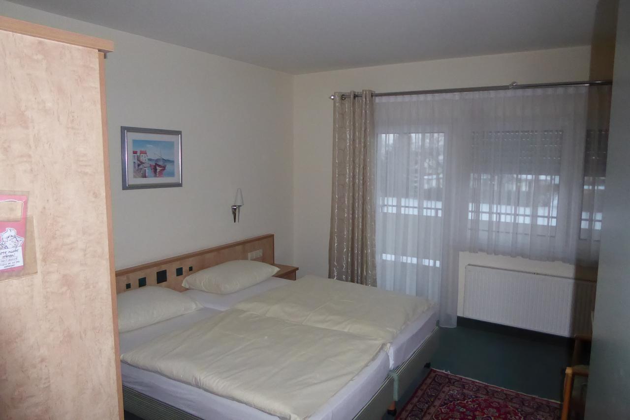 Hotel Ring Park Buchen  Dış mekan fotoğraf
